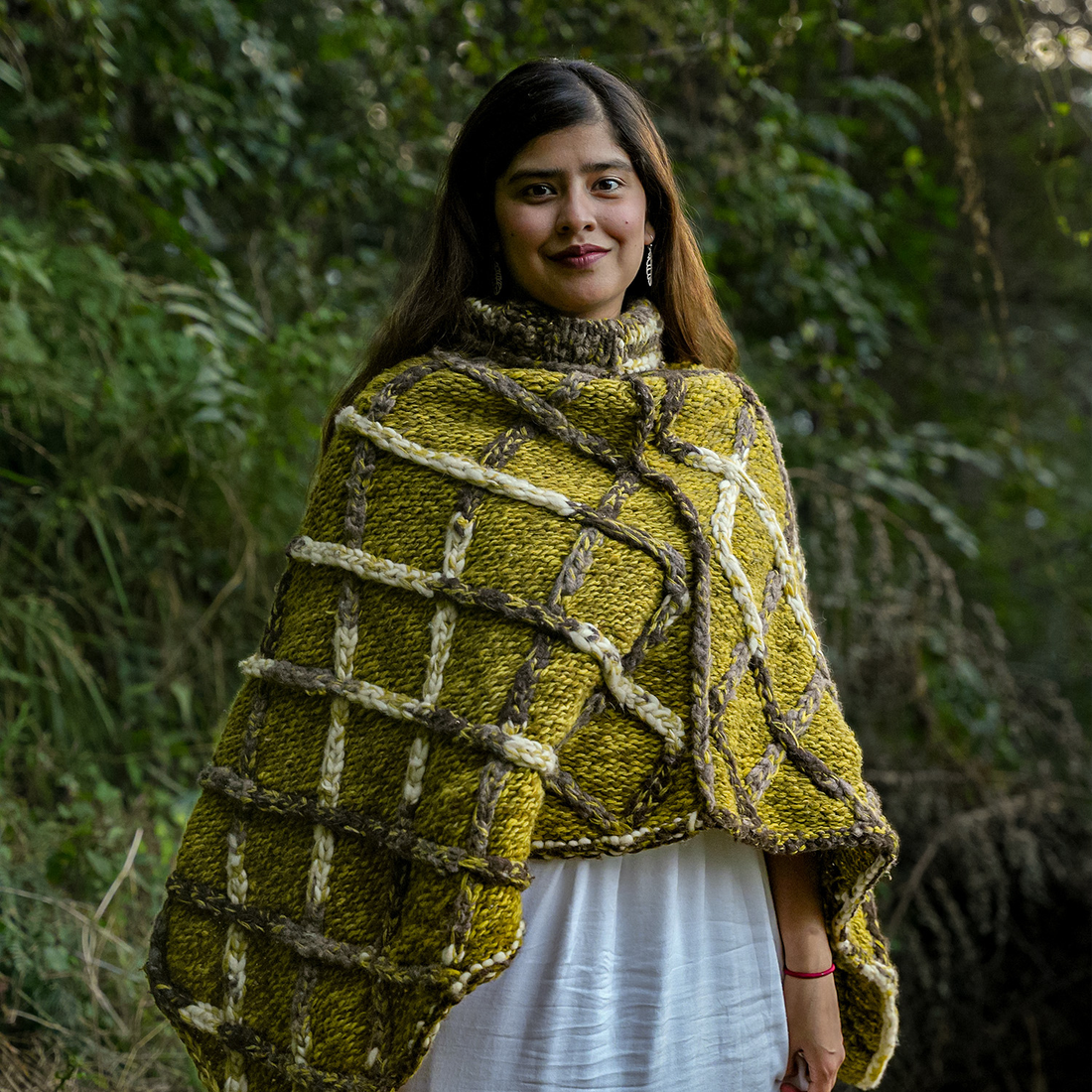 Capella Cable Poncho – Dark Green